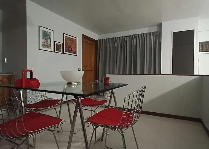 Casaemily Trenofiumicinoair-villabonelli-ostiense Апартаменты *